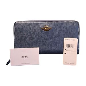 COACH Pebble Leather Zip Acordian Continental Wallet Blue